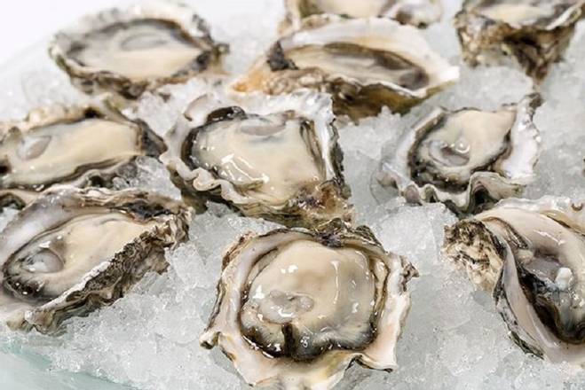 Order Kumamoto Oysters Dozen food online from Parc Oasis store, New York on bringmethat.com
