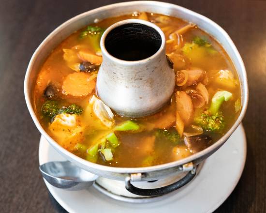 Order TOM YUM-GF (Thai Lemongrass Soup) food online from Emporium Thai Cuisine store, Los Angeles on bringmethat.com