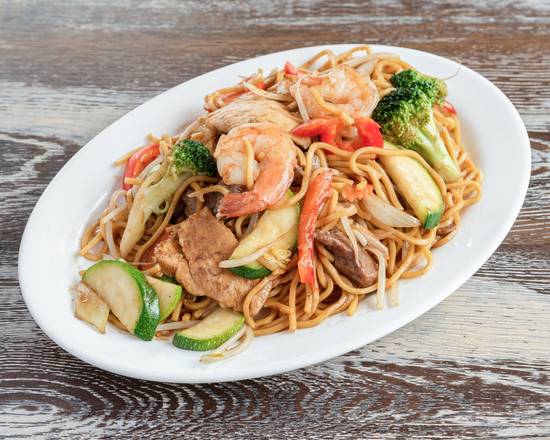 Order Lo Mein Combination Chicken, Beef, and Shrimps food online from Saigon Hut store, East Boston on bringmethat.com