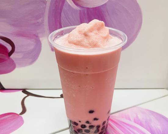 Order Strawberry Milkshake  food online from Pho Binh Minh store, Maple Valley on bringmethat.com