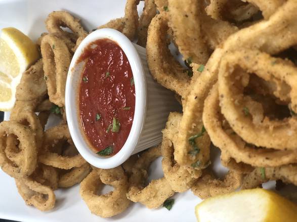 Order Fried Calamari food online from Mangiano Pizza Restaurant & Catering store, Hanover on bringmethat.com