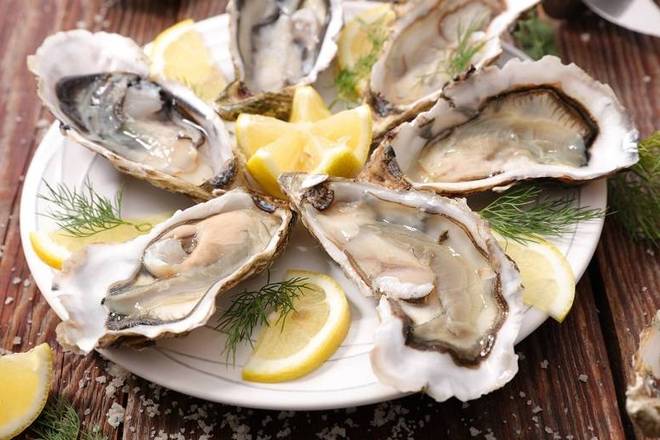 Order Oysters VA Half Dozen food online from Parc Oasis store, New York on bringmethat.com