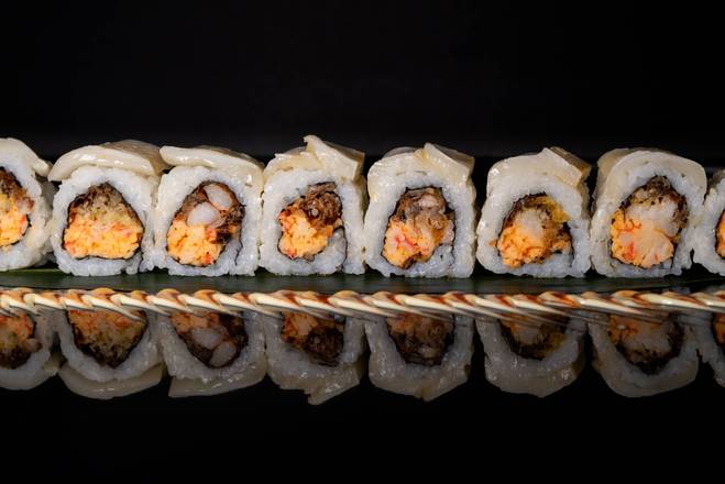 Order EMPEROR ROLL (8) (Spicy) food online from Qin Dynasty store, Houston on bringmethat.com