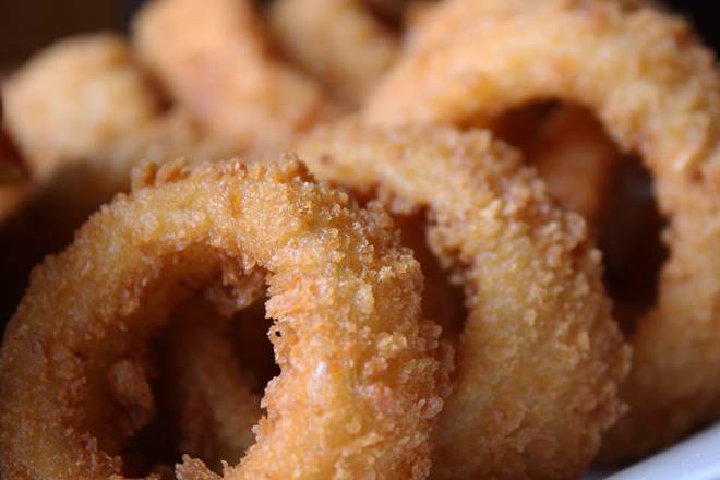 Order CRISPY ONION RINGS food online from 54th Street Restaurant & Drafthouse store, Live Oak on bringmethat.com
