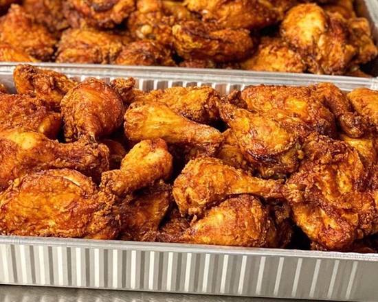 Order Giant Barrel O' Chicken food online from Dinah's Fried Chicken store, Glendale on bringmethat.com