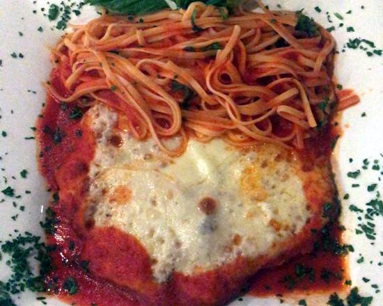 Order Pollo Parmigiana food online from Trattoria Luna store, Miami on bringmethat.com
