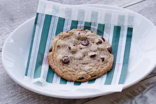 Order Chocolate Chip Cookie food online from Perkins Restaurant & Bakery store, Butte on bringmethat.com