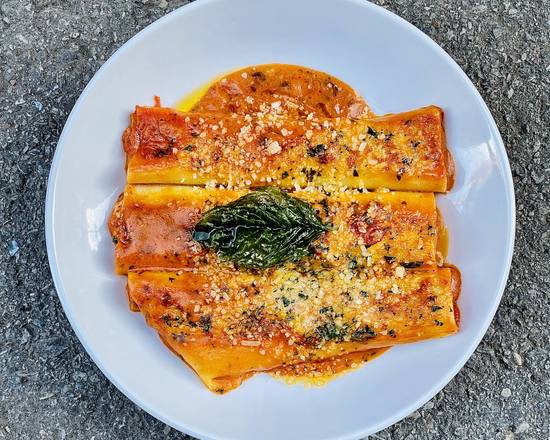Order Four Cheese and Spinach Baked Cannelloni food online from Toscana By Fabio Viviani store, Arlington Heights on bringmethat.com