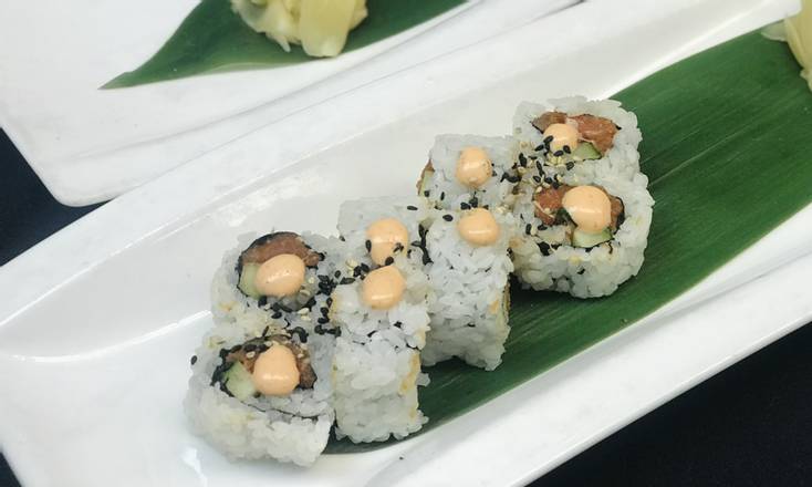 Order Spicy Tuna Roll (8 pc) food online from blu on the Avenue store, Winter Park on bringmethat.com