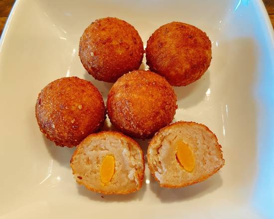 Order Fried Taro & Yolk Ball food online from Ocha Tea Cafe & Restaurant store, Mountain View on bringmethat.com