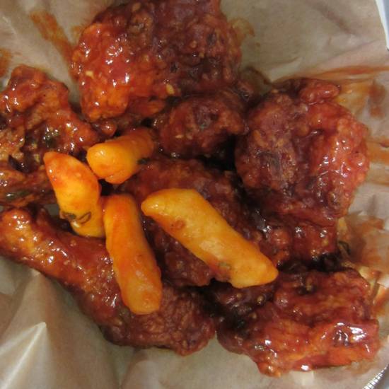 Order Sweet Sour & Spicy Chicken food online from Kitchen Sooda store, Los Angeles on bringmethat.com