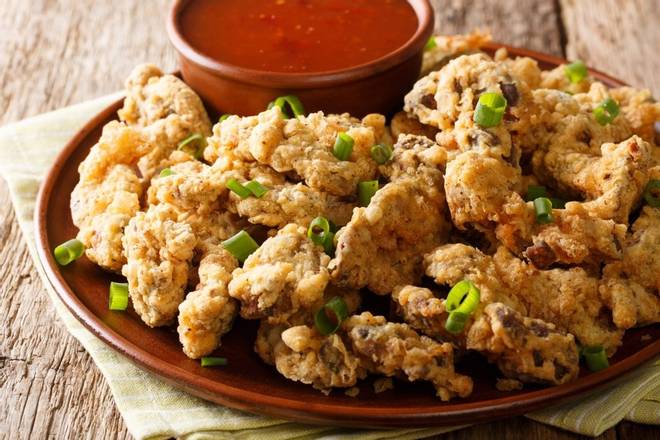 Order Chicken Gizzards food online from Jr's Fish & Chicken - Riverdale store, Memphis on bringmethat.com