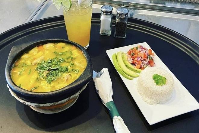 Order Mondongo (Beef tripe stew) with 3 sides + 1 Cola Cola Gratis food online from Medellin Restaurant store, Coconut Creek on bringmethat.com