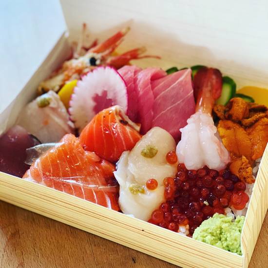 Order Deluxe Chirashi food online from K-ZO Restaurant store, Culver City on bringmethat.com