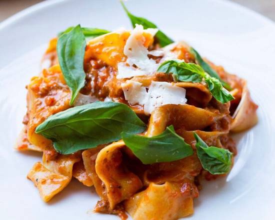 Order House Bolognese Sauce 16OZ food online from Osteria La Buca store, Los Angeles on bringmethat.com