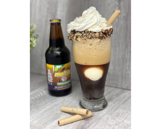 Order Malta Float food online from Plaza Venezuela store, Miami on bringmethat.com