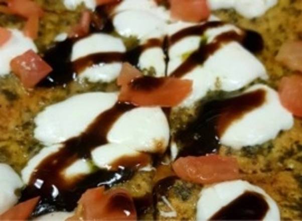 Order MARGARITA FLATBREAD food online from Ovation Bistro & Bar-Lakeland store, Lakeland on bringmethat.com