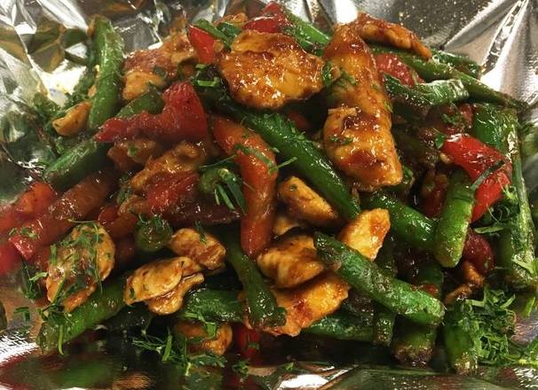 Order Pad Prick Khing food online from Thai 1 Kitchen store, Costa Mesa on bringmethat.com