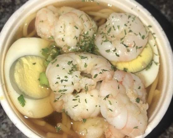 Order Shrimp Yakamein  food online from Da White House Food Truck store, New Orleans on bringmethat.com