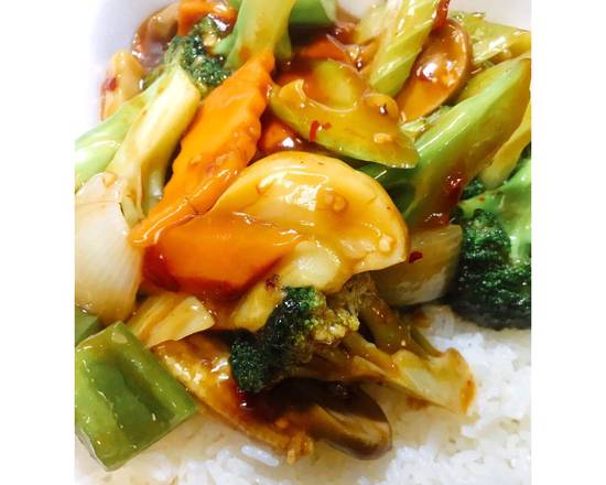 Order sauteed Mixed vegetable  food online from New Golden House store, Philadelphia on bringmethat.com
