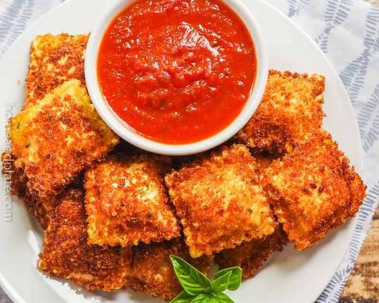 Order Fried Ravioli & Cheese with Marinera Sauce  food online from The Munchie Machine store, Cape Coral on bringmethat.com