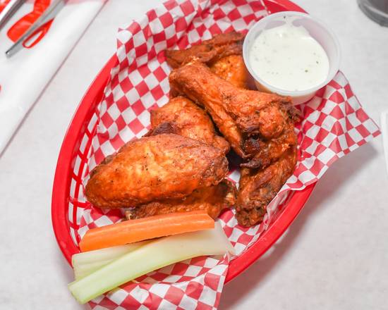 Order 6 naked Chicken Wings food online from Cajun Crab Hut store, Saint Augustine on bringmethat.com