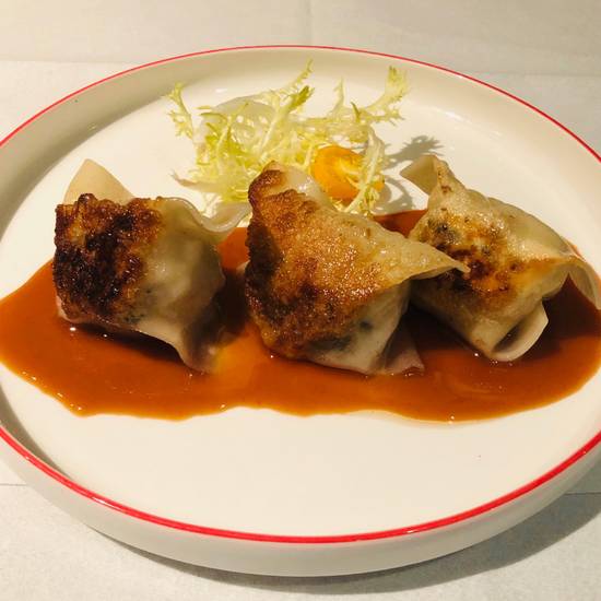 Order Chicken Truffle Dumpling (3pc) food online from Matsuhisa store, Beverly Hills on bringmethat.com