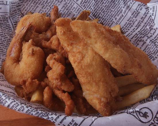 Order Fried Northwest Platter food online from Ivar store, Mukilteo on bringmethat.com