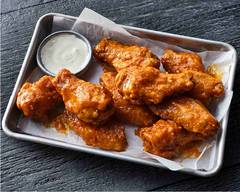 Hoots Wings (3701 Call Field Road)