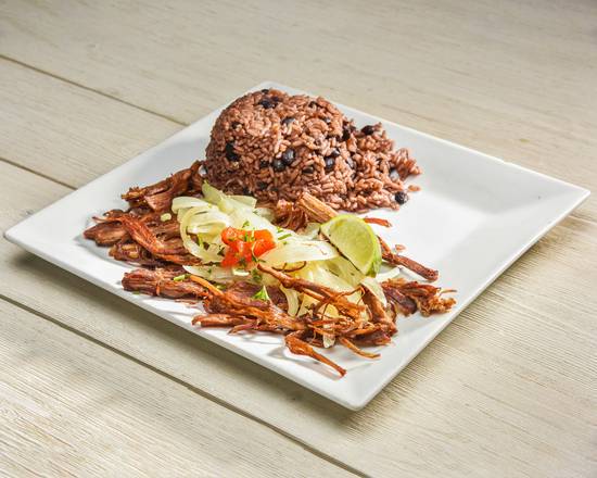 Order Vaca Frita food online from Rinconcito Dadeland Mid Town store, Kendall on bringmethat.com