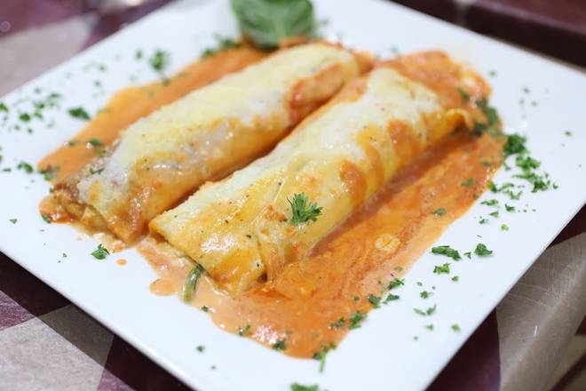 Order Cannelloni Gratinati food online from Trattoria Luna store, Miami on bringmethat.com