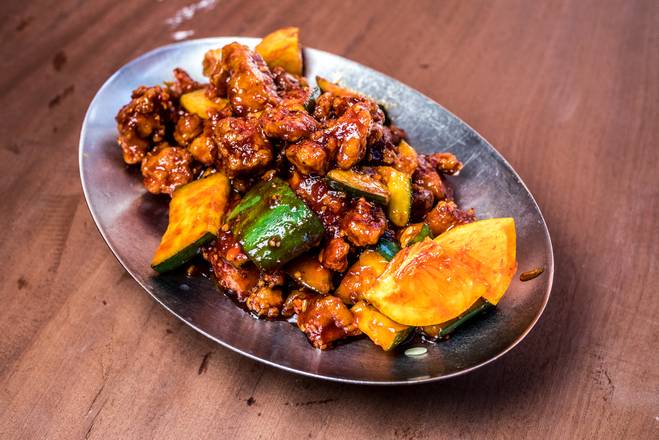Order Orange Chicken food online from Amerasia Kungfood store, Covington on bringmethat.com
