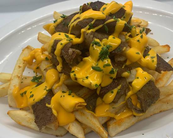 Order Cheesy Gyro Fries food online from Shawarmania store, Mankato on bringmethat.com