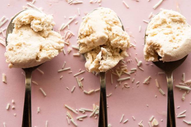 Order Gillespie's Bourbon Pecan Ice Cream (Pint) food online from Mayday Ice Cream store, Jacksonville Beach on bringmethat.com