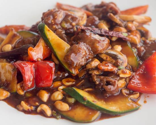Order Kung Pao Beef 宫保牛 food online from Spring Garden store, Washington on bringmethat.com