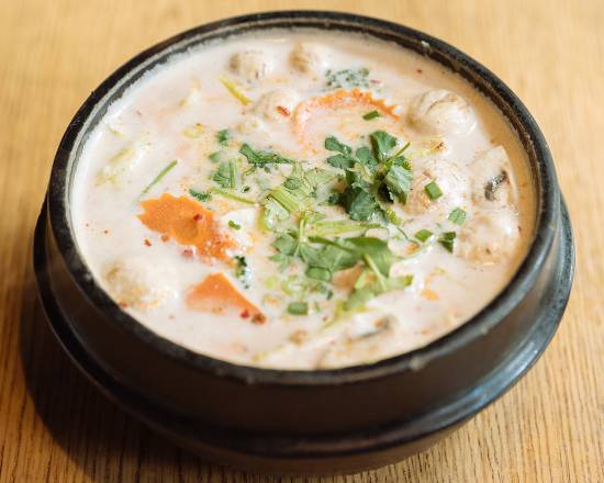 Order Tom Kha Soup food online from Thaiger Room store, Seattle on bringmethat.com