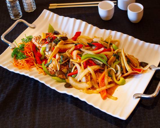 Order Basil Sauce food online from Spice Thai And Sushi store, Port Saint Lucie on bringmethat.com