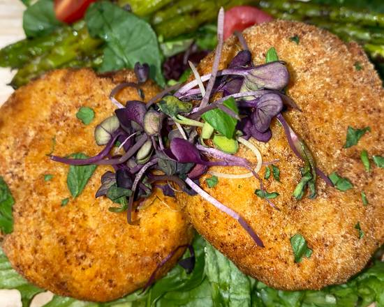 Order Crab Cakes food online from Nola Super Kitchen store, New Orleans on bringmethat.com