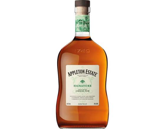 Order  Appleton Estate Singnature 750 ML rum (40.0% ABV) food online from Xtra Liquors & Wines store, WEST MIAMI on bringmethat.com