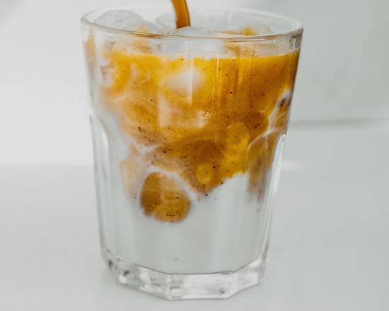 Iced Golden latte