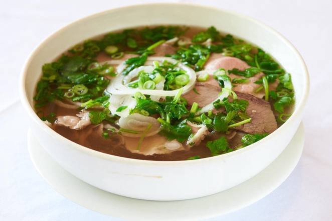 Order Extra Large Beef Noodle Soup food online from Noodle Stix store, Cambridge on bringmethat.com