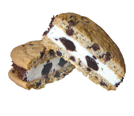 Order Vanilla Chocolate Chip Wheelie food online from Graeter Ice Cream store, Fort Thomas on bringmethat.com