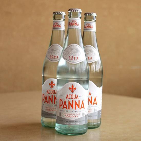 Order Acqua Panna (500 mL Bottle) food online from La Piazza store, Merrick on bringmethat.com