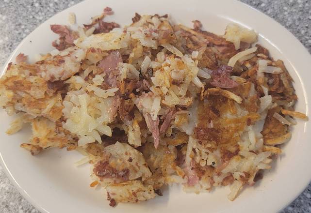 Order Corned Beef Hash food online from Fleetwood diner store, Ann Arbor on bringmethat.com