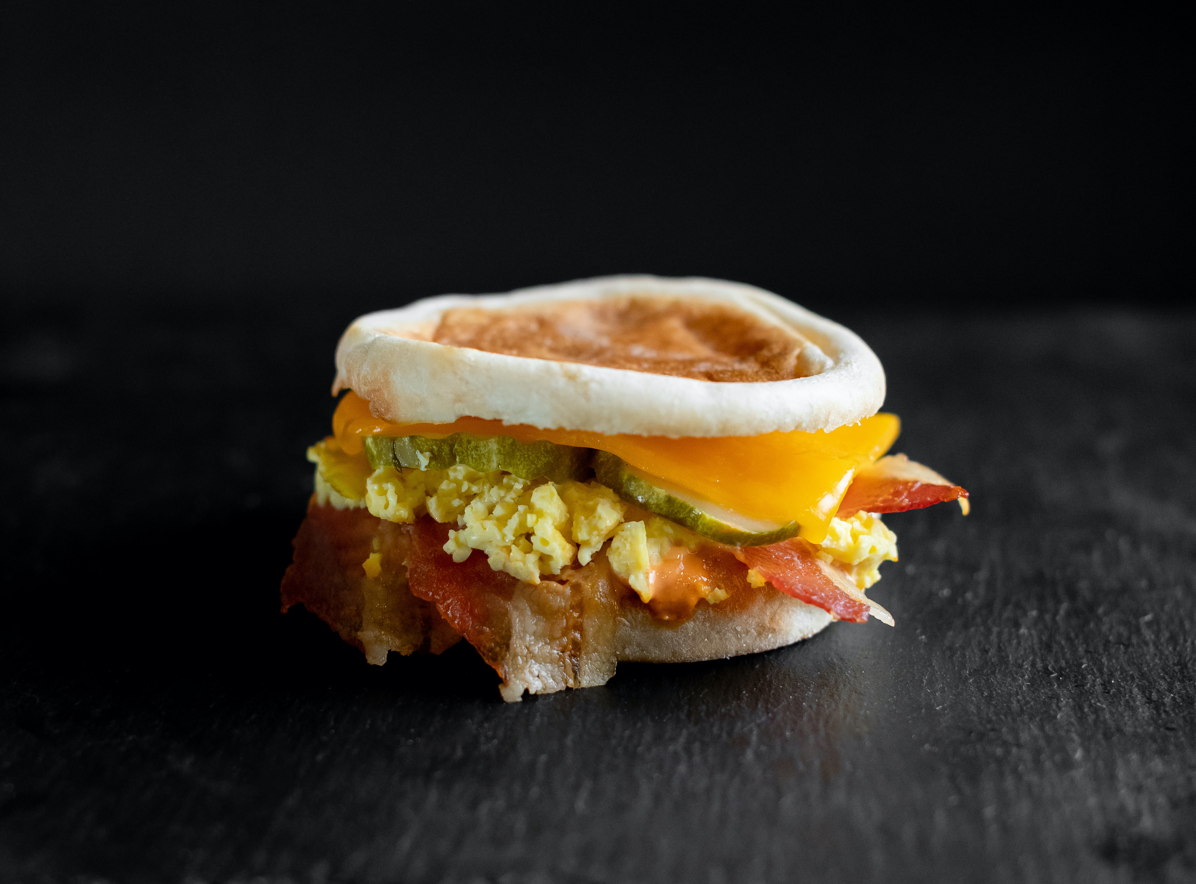 English Muffin with Egg & Bacon