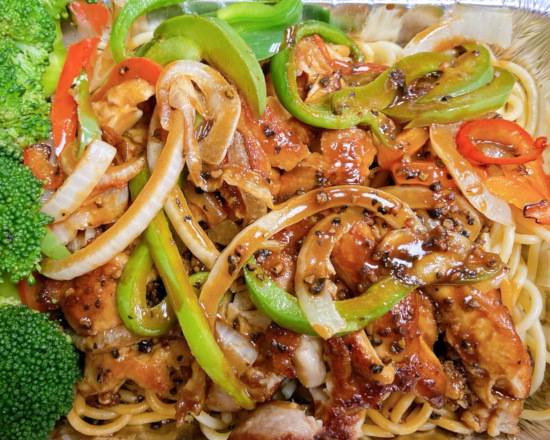 Order chicken steak with black pepper over spaghetti 黑椒鸡扒意粉 food online from Tim Kitchen store, Davis on bringmethat.com