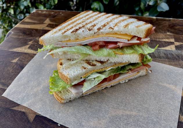 Order Kids Turkey Sandwich food online from Lito's Kitchen store, Garland on bringmethat.com