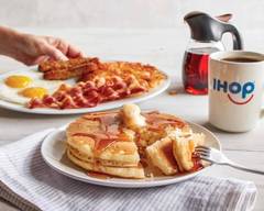 IHOP (College Dr)