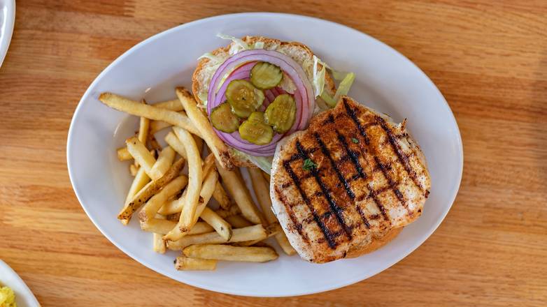 Order Grilled Chicken Burger food online from Pita Hut store, Miami Beach on bringmethat.com