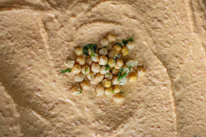 Order Roasted Bell Pepper Hummus food online from Pita Jungle store, Glendale on bringmethat.com